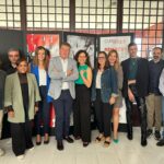 El Cabildo respalda un proyecto para transformar la ceniza del volcán en joyas y complementos de moda