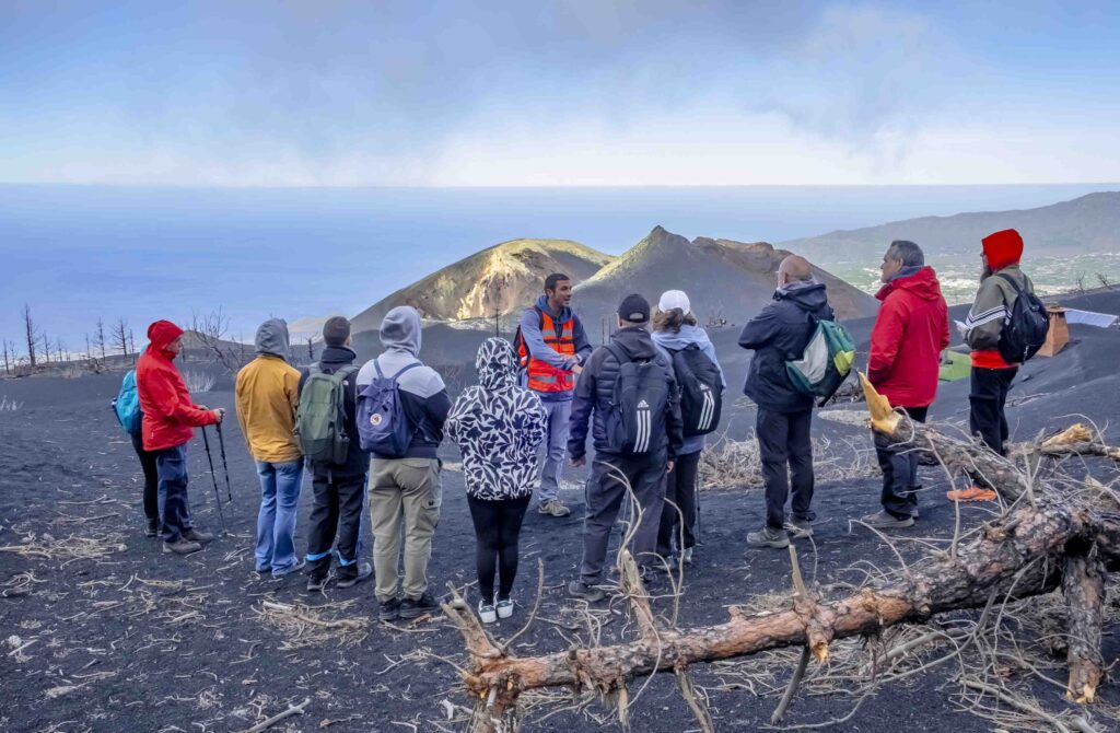 Cómo Visitar el Volcán Tajogaite: Guía Completa de Rutas y Consejos