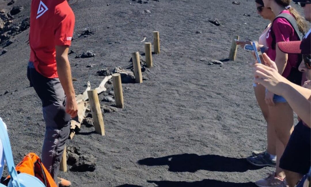 ¿Se puede subir al cráter del Volcán Tajogaite?
