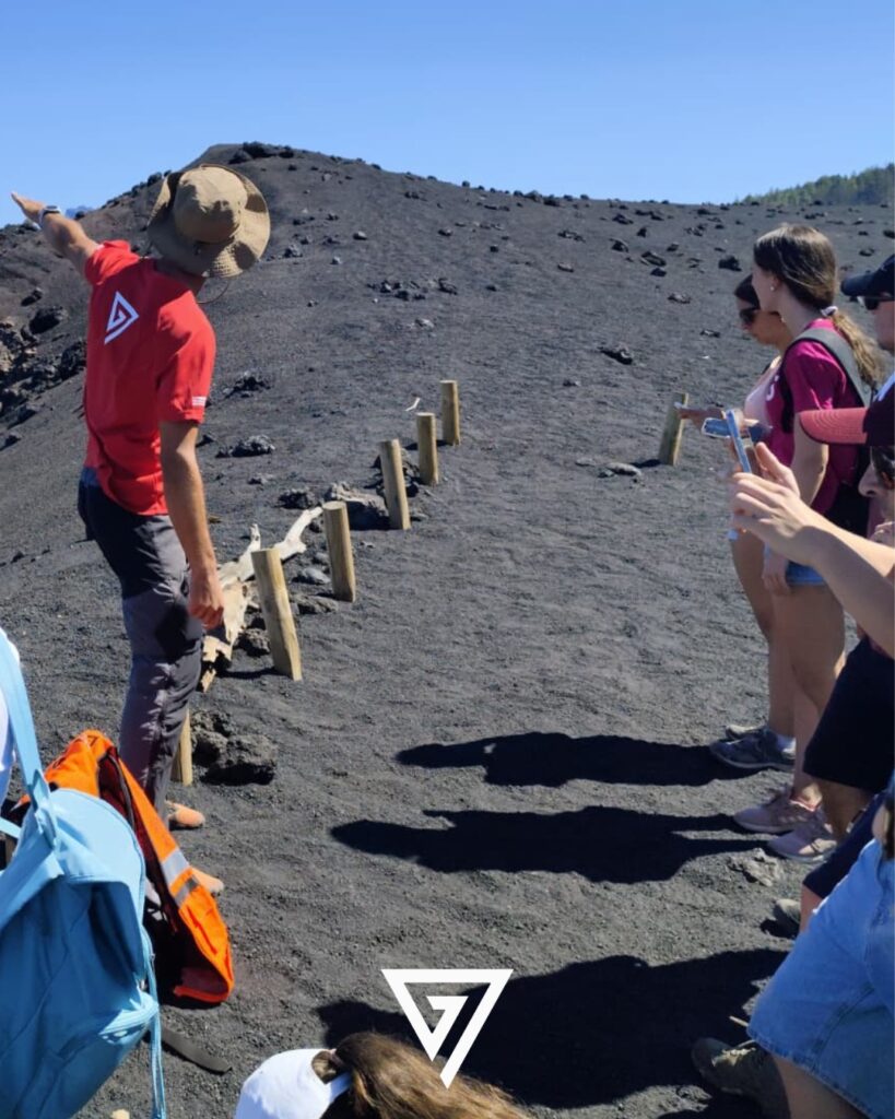 ¿Se puede subir al cráter del Volcán Tajogaite?